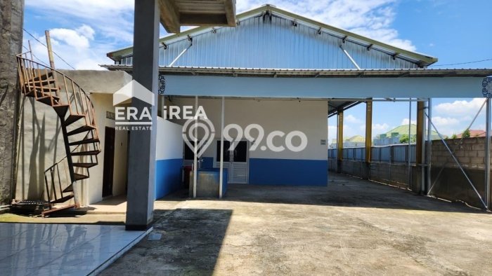 Unit Komersial Dijual di Mojolaban Sukoharjo 249m2 Unit Komersial Dijual di Mojolaban Sukoharjo 249m2