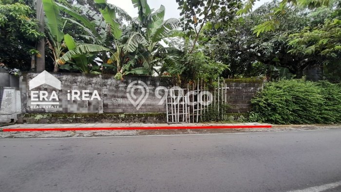 Kavling Tanah Dijual di Laweyan, Solo, Luas 887m2 Area Strategis Kavling Tanah Dijual di Laweyan, Solo, Luas 887m2 Area Strategis
