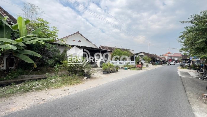 Jual Rumah Favorit Siap Huni LB 150m2 di Mojolaban, Sukoharjo Jual Rumah Favorit Siap Huni LB 150m2 di Mojolaban, Sukoharjo