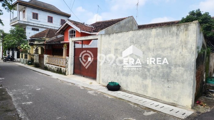 Hunian Cantik Minimalis Lb 98m2 di Banjarsari, Solo Hunian Cantik Minimalis Lb 98m2 di Banjarsari, Solo