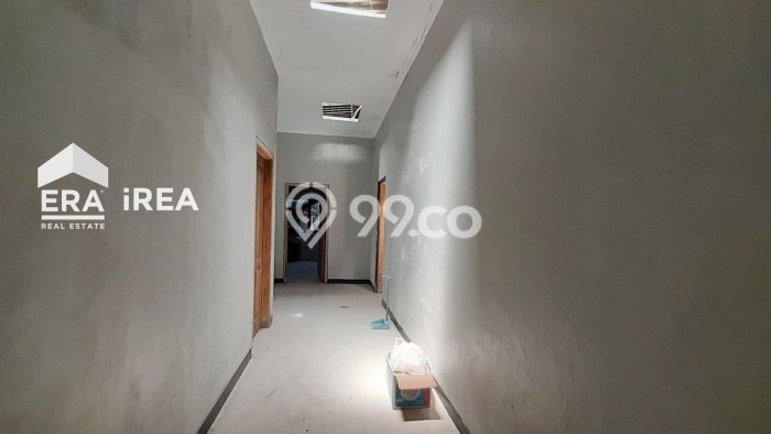 Dijual Rumah 5 Kamar Lokasi Ideal Nyaman dan Strategis di Gondangrejo Dijual Rumah 5 Kamar Lokasi Ideal Nyaman dan Strategis di Gondangrejo