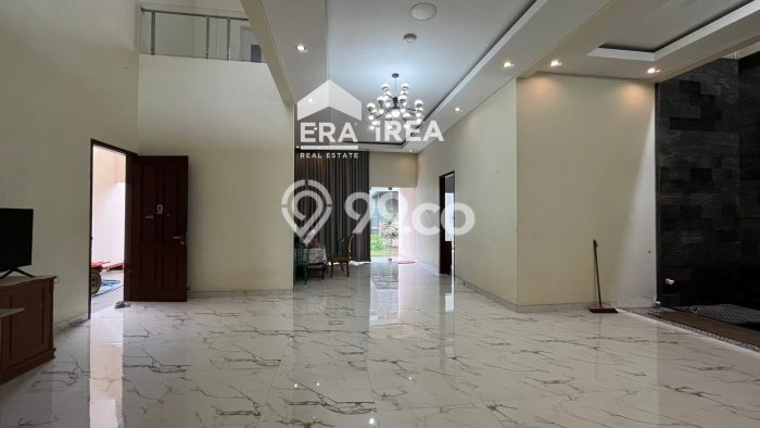 Hunian Mewah Dijual LT 525m2 di Banjarsari, Solo Hunian Mewah Dijual LT 525m2 di Banjarsari, Solo