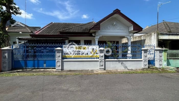 Rumah Modern Cantik 3 Kamar Bisa Langsung Pindah di Solo Baru Rumah Modern Cantik 3 Kamar Bisa Langsung Pindah di Solo Baru