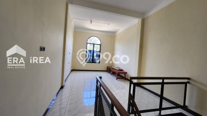 Unit Komersial Dijual di Mojolaban Sukoharjo 249m2 Unit Komersial Dijual di Mojolaban Sukoharjo 249m2