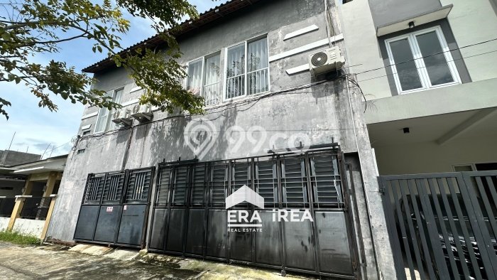 Unit Kost Dijual di Kawasan Colomadu Solo dengan 9 KT Unit Kost Dijual di Kawasan Colomadu Solo dengan 9 KT