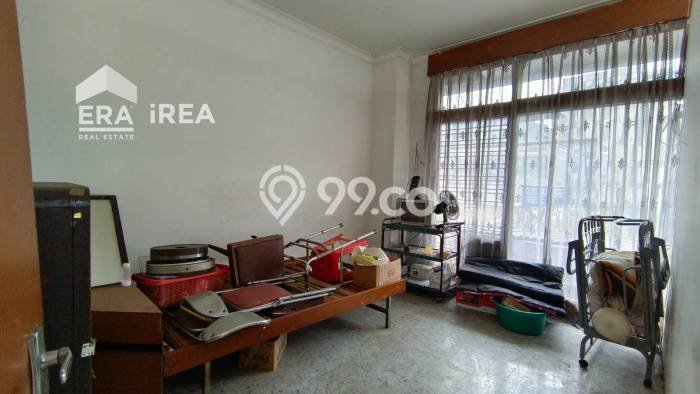 Dijual Ruko Kawasan Gondokusuman, Luas 1637m², Kawasan Potensial, Jalan Utama Dijual Ruko Kawasan Gondokusuman, Luas 1637m², Kawasan Potensial, Jalan Utama