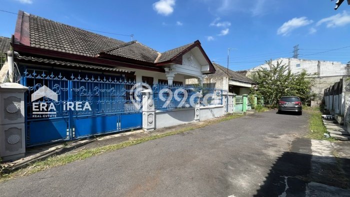 Rumah Modern Cantik 3 Kamar Bisa Langsung Pindah di Solo Baru Rumah Modern Cantik 3 Kamar Bisa Langsung Pindah di Solo Baru