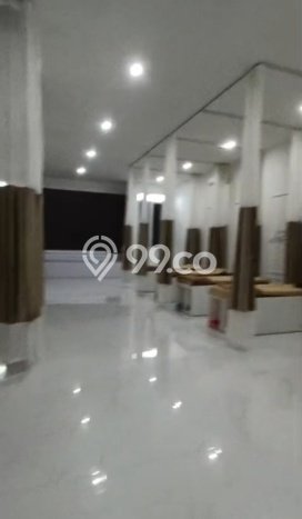 Hunian Elit LB 250m2 Siap Pakai Desain Elegan di Cengkareng Barat, Jakarta Barat Hunian Elit LB 250m2 Siap Pakai Desain Elegan di Cengkareng Barat, Jakarta Barat