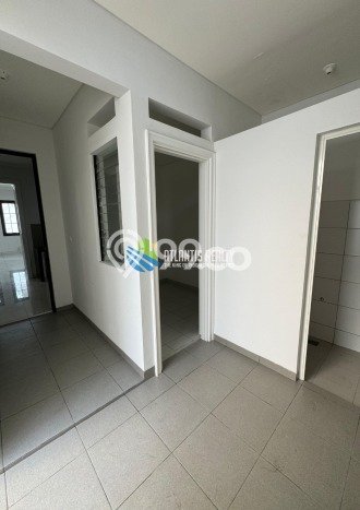 For Sale! Luxury House LT 126m2 Desain Elegan di Alam Sutera For Sale! Luxury House LT 126m2 Desain Elegan di Alam Sutera