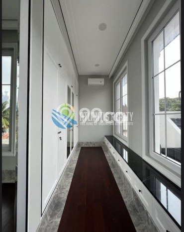 Rumah Eksklusif Siap Huni LT 880m2 di Menteng, Jakarta Pusat Rumah Eksklusif Siap Huni LT 880m2 di Menteng, Jakarta Pusat