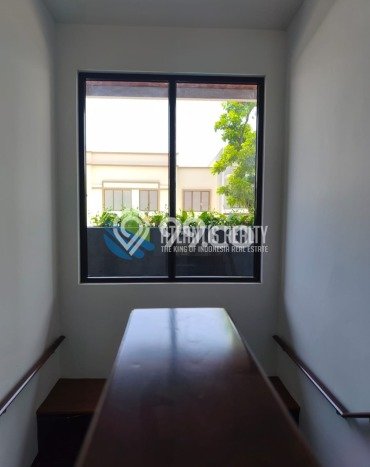Rumah Elit Modern Siap Huni di BSD City Tangerang Rumah Elit Modern Siap Huni di BSD City Tangerang