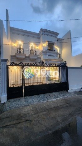 Hot Offer Hunian Premium Ideal dan Luas di Kembangan, Jakarta Barat Hot Offer Hunian Premium Ideal dan Luas di Kembangan, Jakarta Barat