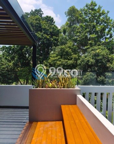 Rumah Elit Modern Siap Huni di BSD City Tangerang Rumah Elit Modern Siap Huni di BSD City Tangerang