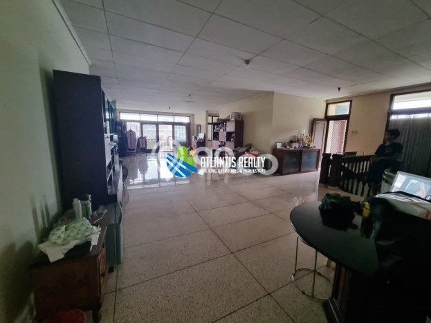 Siap Huni Rumah Mewah 7 Kamar di Kebayoran Baru Dekat ke Mana Pun Siap Huni Rumah Mewah 7 Kamar di Kebayoran Baru Dekat ke Mana Pun
