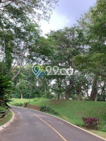 Dijual Rumah Premium dengan Fasilitas Sekitar Lengkap di BSD, Tangerang Selatan Dijual Rumah Premium dengan Fasilitas Sekitar Lengkap di BSD, Tangerang Selatan