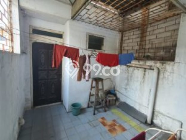 Jual Rumah Luas Elegan Dengan View Cantik di Pulomas, Jakarta Timur Jual Rumah Luas Elegan Dengan View Cantik di Pulomas, Jakarta Timur