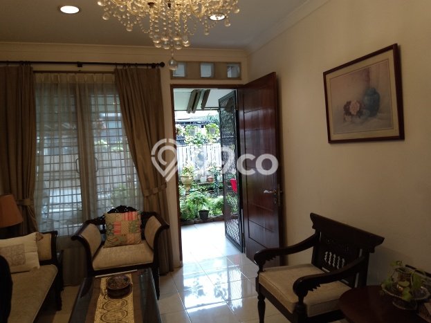 Rumah Elit Modern Tanpa Renovasi di Pulomas Jakarta Timur Rumah Elit Modern Tanpa Renovasi di Pulomas Jakarta Timur
