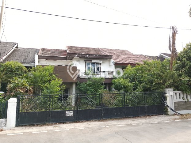Hunian Mewah LB 400m2 Siap Pakai Desain Elegan di Pulomas, Jakarta Timur Hunian Mewah LB 400m2 Siap Pakai Desain Elegan di Pulomas, Jakarta Timur