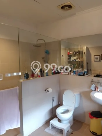 Rumah Elit Modern Tanpa Renovasi di Pulomas Jakarta Timur Rumah Elit Modern Tanpa Renovasi di Pulomas Jakarta Timur
