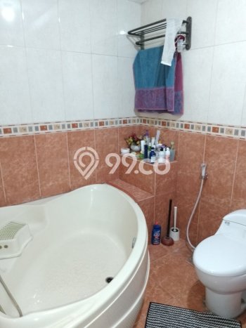 Dijual Rumah Luas Elegan Dengan View Cantik di Pulomas, Jakarta Timur Dijual Rumah Luas Elegan Dengan View Cantik di Pulomas, Jakarta Timur