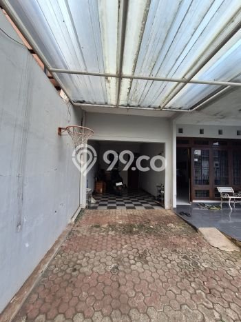 Dijual Cepat Rumah Bagus Siap Huni LB 200m2 di Cinere, Depok Dijual Cepat Rumah Bagus Siap Huni LB 200m2 di Cinere, Depok