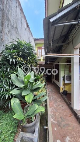 For Sale Rumah 3 Kamar Lokasi Ideal Nyaman dan Strategis di Cinere For Sale Rumah 3 Kamar Lokasi Ideal Nyaman dan Strategis di Cinere