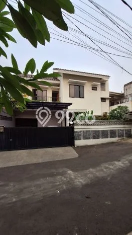 For Sale! Luxury House LT 265m2 Desain Modern di Cinere For Sale! Luxury House LT 265m2 Desain Modern di Cinere
