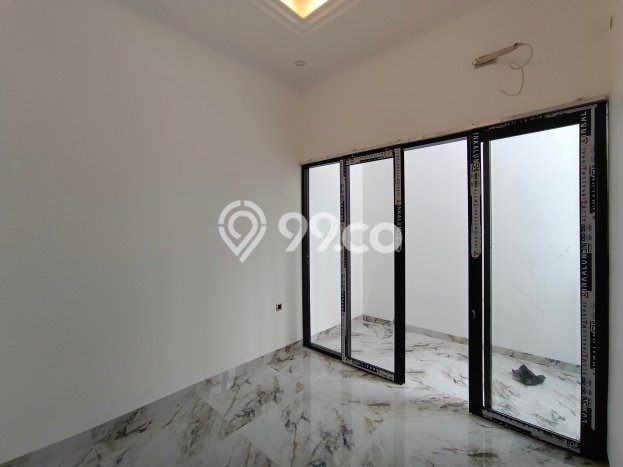 Jual Rumah Luas Elegan Dengan View Cantik di Lenteng Agung, Jakarta Selatan Jual Rumah Luas Elegan Dengan View Cantik di Lenteng Agung, Jakarta Selatan