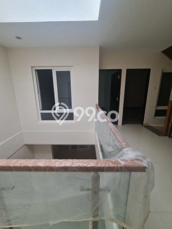 Disewakan! Rumah 3 Kamar Tidur &
2 Kamar Mandi di Bintaro, Tangerang Selatan Disewakan! Rumah 3 Kamar Tidur &
2 Kamar Mandi di Bintaro, Tangerang Selatan