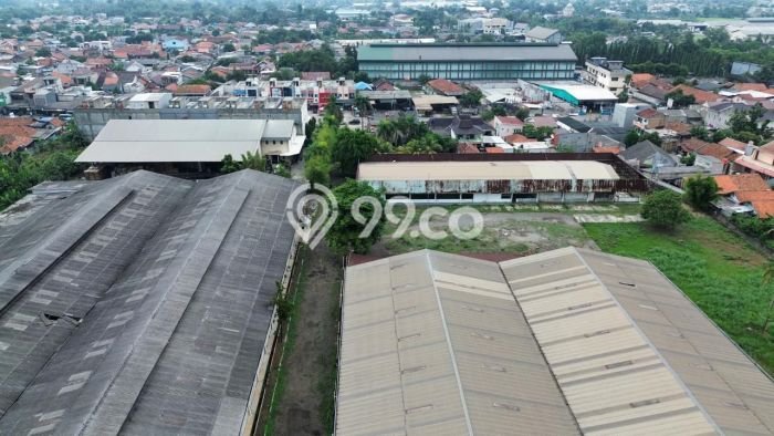 Unit Pabrik Dijual di Curug Tangerang Luas Tanah 29000m2, Luas Bangunan 13000m2 Unit Pabrik Dijual di Curug Tangerang Luas Tanah 29000m2, Luas Bangunan 13000m2