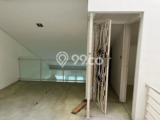 Disewakan Cepat Rumah Kondisi Bagus di Kawasan Kelapa Gading, Jakarta Utara Disewakan Cepat Rumah Kondisi Bagus di Kawasan Kelapa Gading, Jakarta Utara