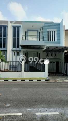 Disewakan! Rumah 4 Kamar Tidur &
4 Kamar Mandi di Rawamangun, Jakarta Timur Disewakan! Rumah 4 Kamar Tidur &
4 Kamar Mandi di Rawamangun, Jakarta Timur
