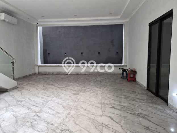 Hunian Eksklusif Siap Huni LT 220m2 di Kelapa Gading, Jakarta Utara Hunian Eksklusif Siap Huni LT 220m2 di Kelapa Gading, Jakarta Utara