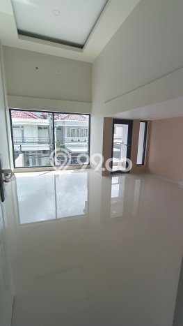 Rumah Mewah Dijual LT 125m2 di Kelapa Gading, Jakarta Utara Rumah Mewah Dijual LT 125m2 di Kelapa Gading, Jakarta Utara