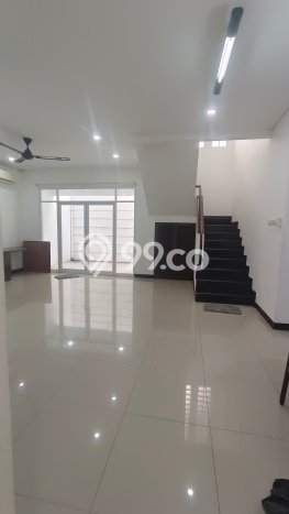 Dijual Hunian Mewah dengan Fasilitas Sekitar Komplit di Kelapa Gading, Jakarta Utara Dijual Hunian Mewah dengan Fasilitas Sekitar Komplit di Kelapa Gading, Jakarta Utara