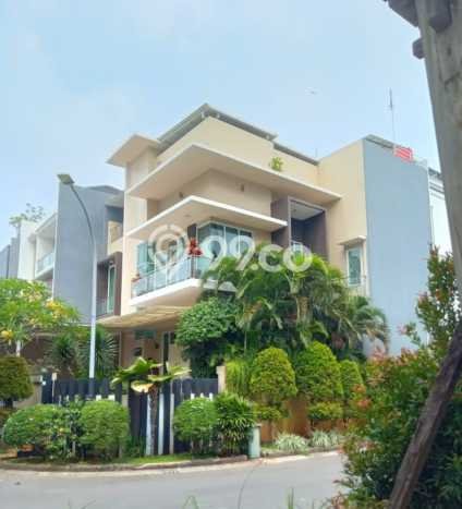 Siap Huni Rumah Mewah 5 Kamar di Kelapa Gading Dekat ke Mana Pun Siap Huni Rumah Mewah 5 Kamar di Kelapa Gading Dekat ke Mana Pun