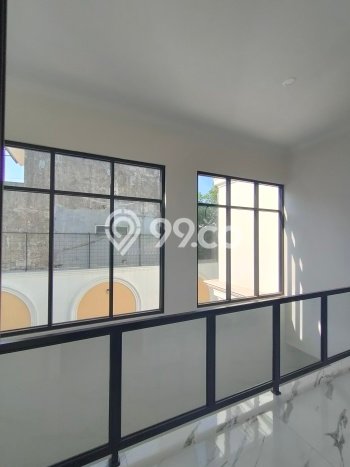 Ready to Use! Premium House LT 252m2 Desain Modern di Sentul City Ready to Use! Premium House LT 252m2 Desain Modern di Sentul City
