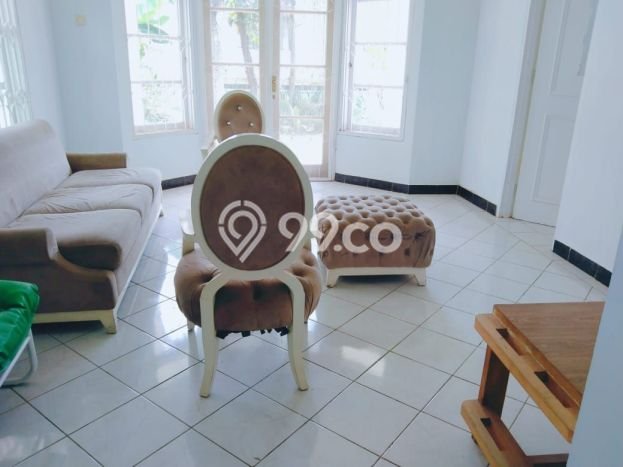 Disewakan! Rumah 4 Kamar Tidur &
3 Kamar Mandi di Sentul City, Bogor Disewakan! Rumah 4 Kamar Tidur &
3 Kamar Mandi di Sentul City, Bogor