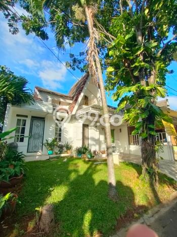Rumah Modern 2 KT LT 135m2 di Sentul City Rumah Modern 2 KT LT 135m2 di Sentul City