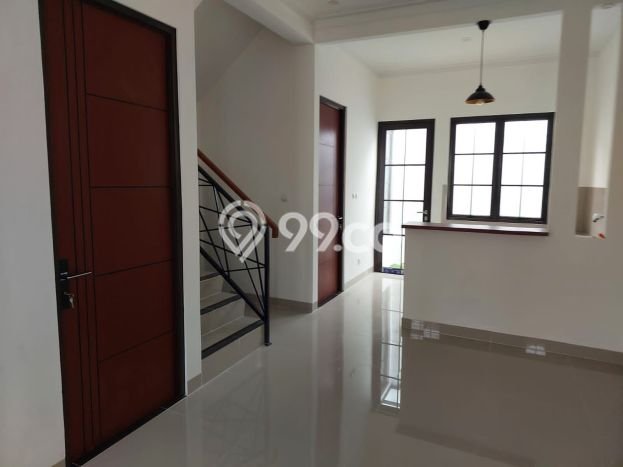 Rumah Luas Asri 4 KT Siap Pakai di Sentul City Bogor Rumah Luas Asri 4 KT Siap Pakai di Sentul City Bogor