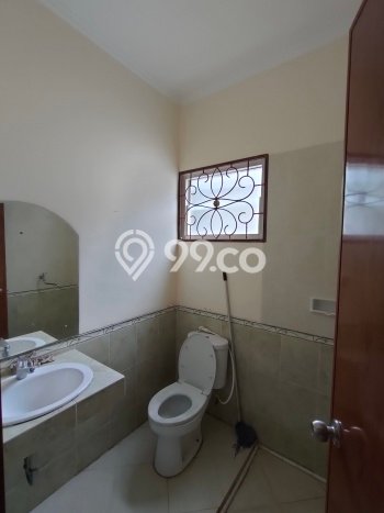 Ready to Use! Premium House LT 468m2 Desain Elegan di Sentul City Ready to Use! Premium House LT 468m2 Desain Elegan di Sentul City