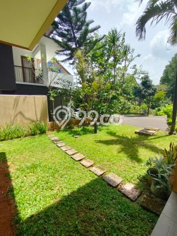 For Sale! Premium House LT 249m2 Desain Elegan di Sentul City For Sale! Premium House LT 249m2 Desain Elegan di Sentul City