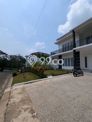 Rumah Mewah LB 250m2 Siap Huni Desain Elegan di Sentul City, Bogor Rumah Mewah LB 250m2 Siap Huni Desain Elegan di Sentul City, Bogor