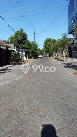 Kesempatan Langka Memiliki Rumah LT 848m2m² / LB 1250m2m² di Jantung Kota , Surabaya Kesempatan Langka Memiliki Rumah LT 848m2m² / LB 1250m2m² di Jantung Kota , Surabaya