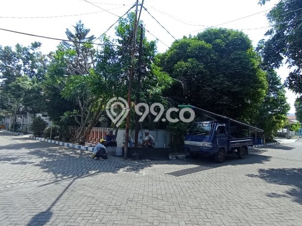 Dijual Hunian Mewah dengan Fasilitas Sekitar Lengkap di Rungkut, Surabaya Dijual Hunian Mewah dengan Fasilitas Sekitar Lengkap di Rungkut, Surabaya