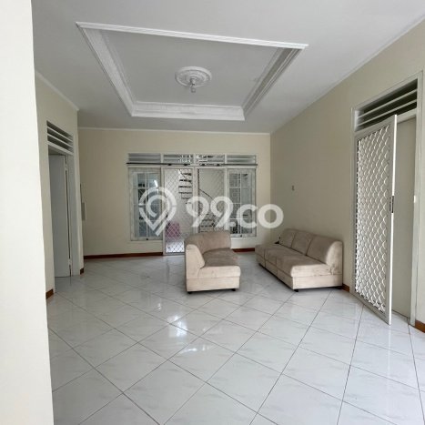 Jual Murah Rumah LT 194m2m² di Kawasan Residential , Surabaya Jual Murah Rumah LT 194m2m² di Kawasan Residential , Surabaya