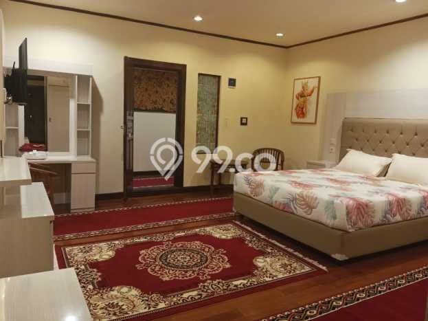 Rumah Elit Modern Tanpa Renovasi di Lebak Bulus Jakarta Selatan Rumah Elit Modern Tanpa Renovasi di Lebak Bulus Jakarta Selatan