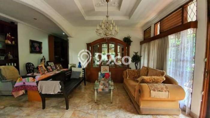 Rumah Mewah Dijual LT 356m2 di Kebayoran Lama, Jakarta Selatan Rumah Mewah Dijual LT 356m2 di Kebayoran Lama, Jakarta Selatan