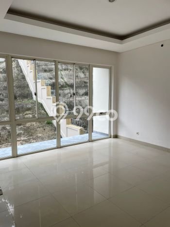 Rumah Mewah LB 300m2 Siap Pakai Desain Elegan di Sentul City, Bogor Rumah Mewah LB 300m2 Siap Pakai Desain Elegan di Sentul City, Bogor