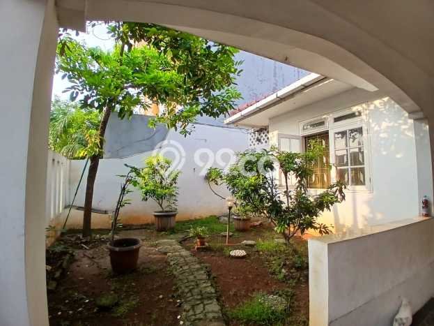 Siap Huni Rumah Mewah 4 Kamar di Jagakarsa Dekat ke Mana Saja Siap Huni Rumah Mewah 4 Kamar di Jagakarsa Dekat ke Mana Saja